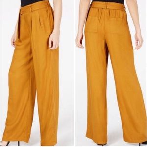 Amazing Rewash trousers NWT, honey ginger colored wide/straight legged trousers